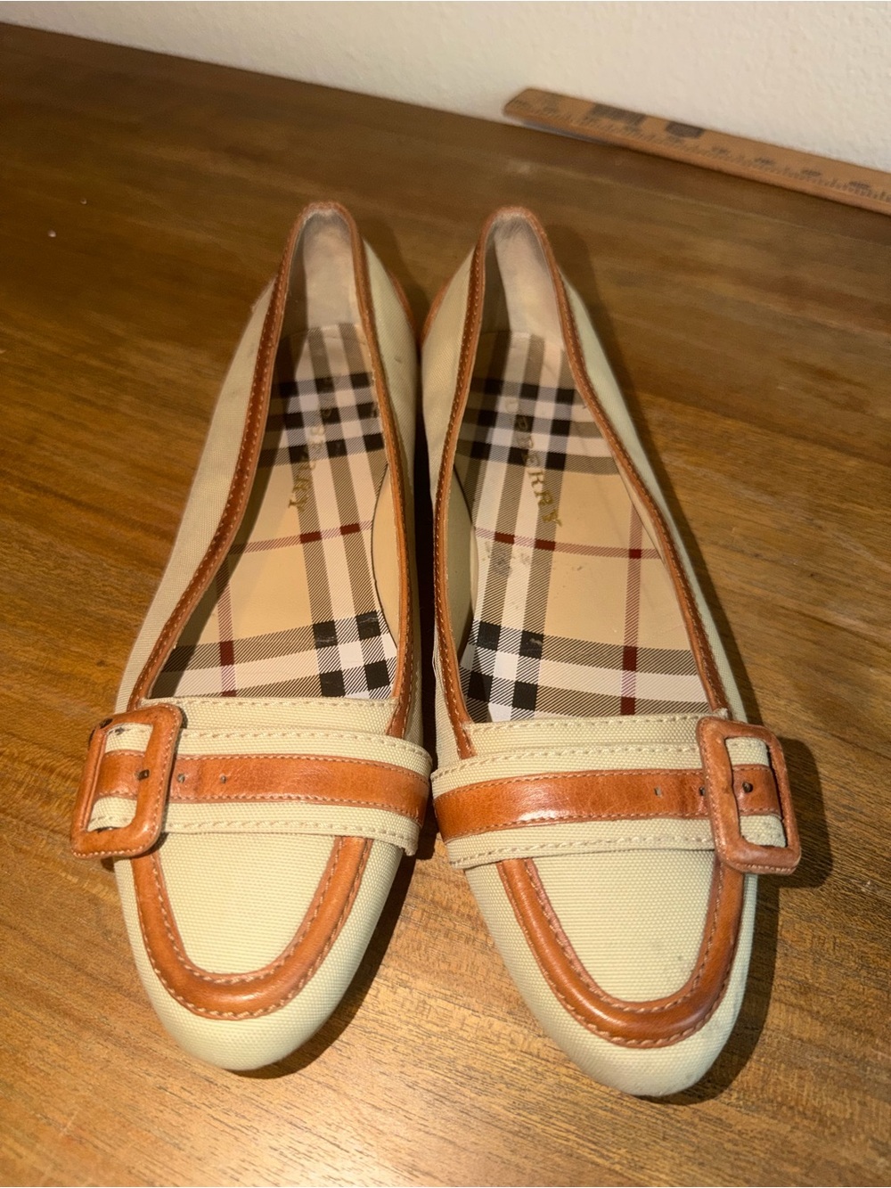 Burberry Cream and Tan Leather-Trim Loafers